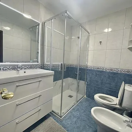 Affordable For Large Families And Groups At Canteras With 3 Bedrooms And Free Parking Apartment Las Palmas de Gran Canaria
