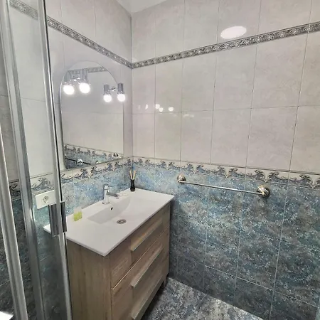 Affordable For Large Families And Groups At Canteras With 3 Bedrooms And Free Parking Apartment Las Palmas de Gran Canaria