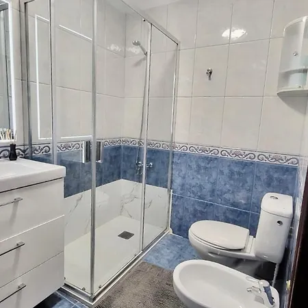 Affordable For Large Families And Groups At Canteras With 3 Bedrooms And Free Parking Las Palmas de Gran Canaria