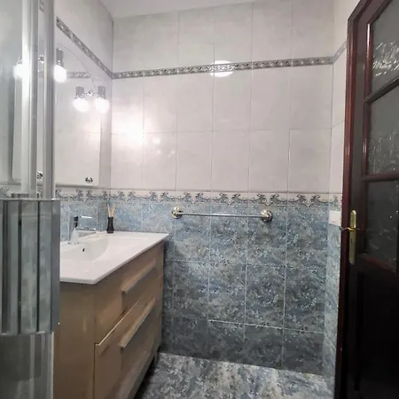 Affordable For Large Families And Groups At Canteras With 3 Bedrooms And Free Parking Apartment
