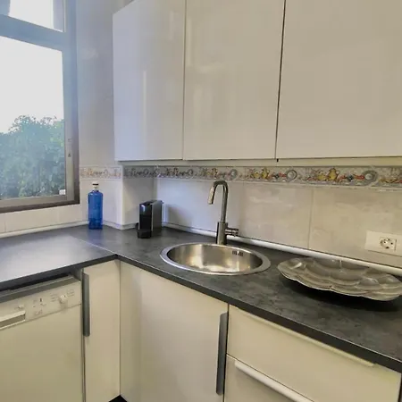Apartment Affordable For Large Families And Groups At Canteras With 3 Bedrooms And Free Parking