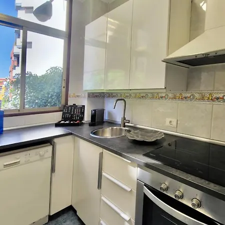 Affordable For Large Families And Groups At Canteras With 3 Bedrooms And Free Parking * Las Palmas de Gran Canaria