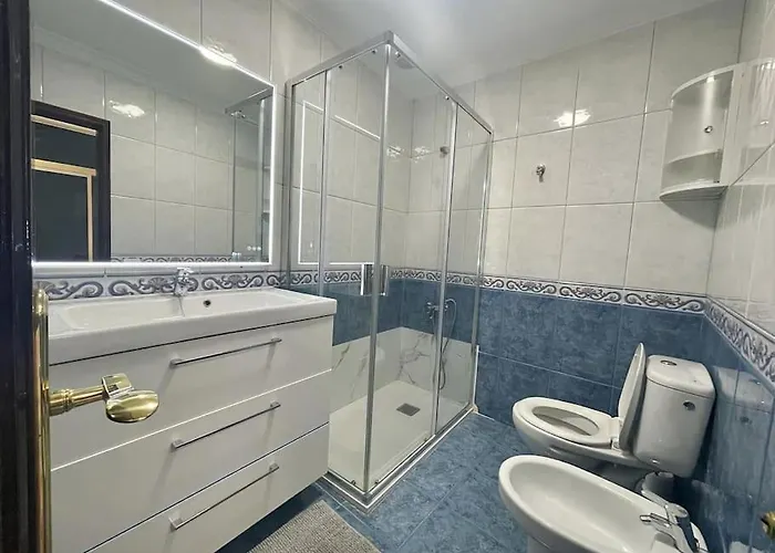 Affordable For Large Families And Groups At Canteras With 3 Bedrooms And Free Parking 公寓 大加那利岛拉斯帕尔马斯