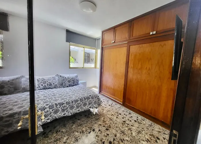 Affordable For Large Families And Groups At Canteras With 3 Bedrooms And Free Parking 公寓 *